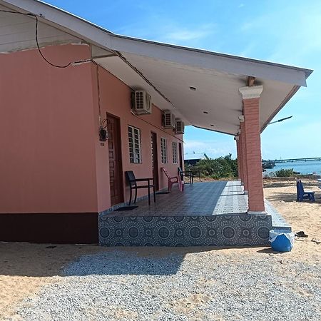 Roomstay Tokbah Demuara Kuala Besut 外观 照片